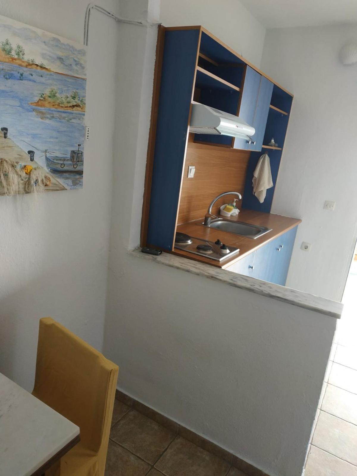 Bambola Apartments Nea Moudania Zimmer foto